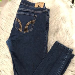 FLASH SALE !!Hollister supper skinny jeans